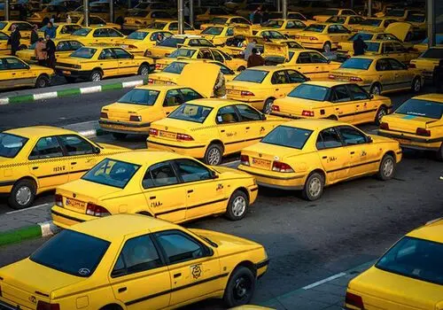 
ترافیک‌ شدید در آزادراه تهران _ شمال و جاده چالوس
