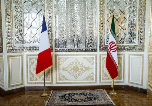 فرانسه: این جنگ ما نیست و به آن نپیوستیم