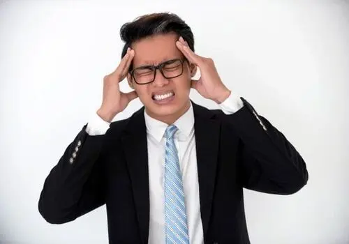 با فواید نوشیدن آب داغ آشنا شوید