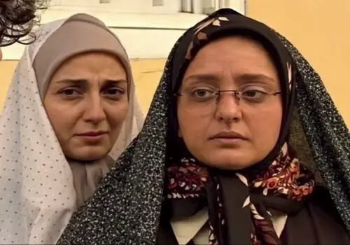پرسلبریتی‌ترین اکران مردمی «کوری» با استایل‌های خاص؛ از میکاپ غزاله اکرمی تا گوشواره حدیث میرامینی!