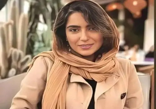 اولین تصویر مونا کرمی پس از اعلام بارداری