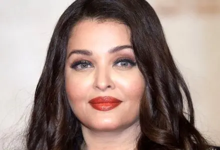 تیپ پرحاشیه آیشواریا رای، ستاره برجسته بالیوود + تصاویر