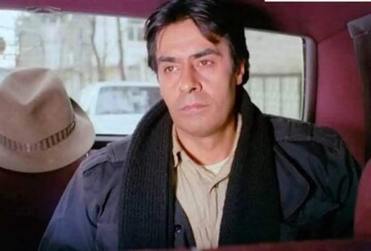 تصویری کمتر دیده شده از خسرو شکیبایی در ۱۸ سالگی پای خمپاره انداز