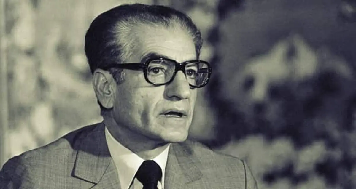 سفر در زمان؛ «محمدرضا پهلوی» با سبیل ؛ دهه 20
