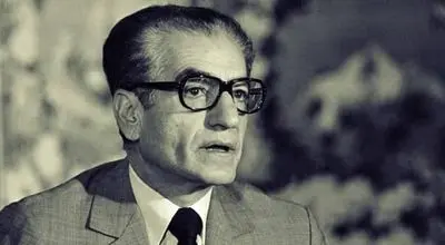 سفر در زمان؛ «محمدرضا پهلوی» با سبیل ؛ دهه 20
