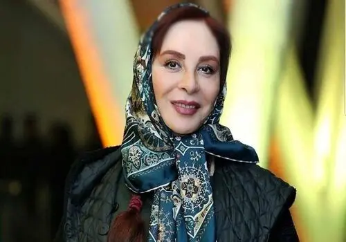 عکسی متفاوت از افسانه بایگان و شاعر عارف خراسانی