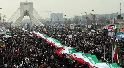 راهپیمایی ۲۲ بهمن از ساعتی دیگر در سراسر کشور برگزار می شود + عکس و فیلم