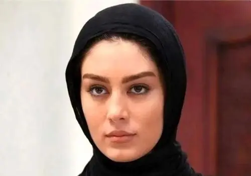 سحر قریشی روی صندلی داغ «عشق ابدی» | تغییر مجری برنامه مبتذل برای جذب مخاطب بیشتر! | عکس