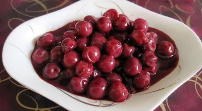 طرز تهیه ترشی آلبالو خوشرنگ و خوشمزه به روش خانگی