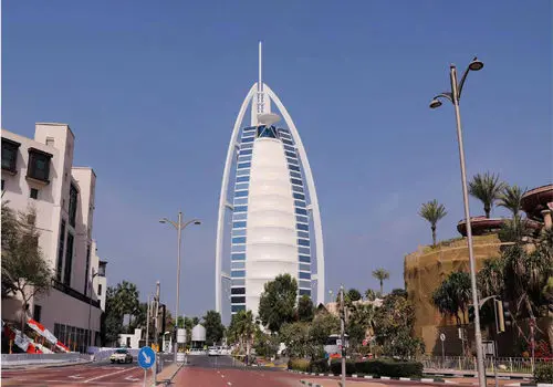 قیمت هتل های لاکچری در دبی سقوط کرد/عاقبت جزیره لوکس ثروتمندان چه شد؟