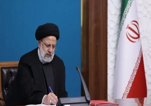 دستور فوری رئیسی برای رسیدگی به امور خانواده شهدای کرمان