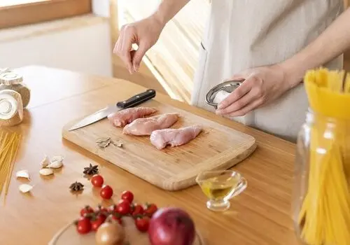 جایگزین‌های مناسب گوشت مرغ در رژیم غذایی و بدنسازی