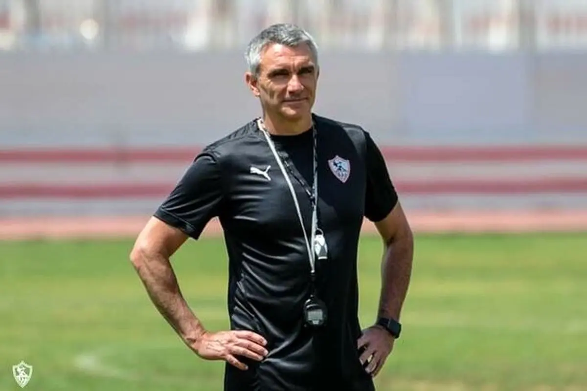 سرمربی سپاهان راهی قطر شد