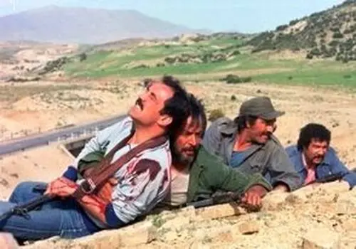 «فردین» در دوران پیری و در کنار جلیل شهناز؛ دهه ۵۰