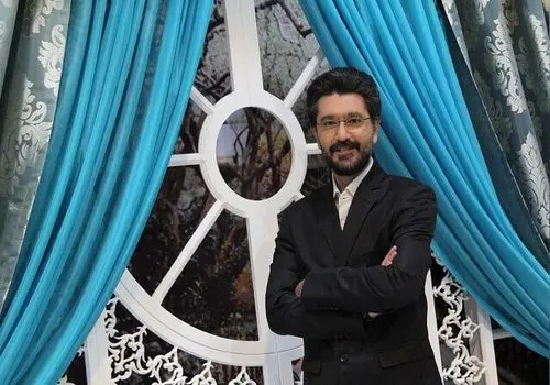 اشک های امیرحسین مدرس در فرودگاه + فیلم