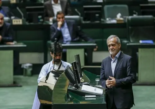 پزشکیان: بحران آب و انرژی قابل مهار است