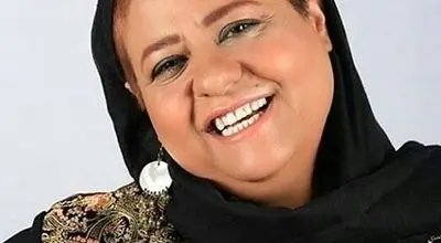 تیپ جدید رابعه اسکویی کنار آبهای خلیج فارس؛ تصویر جنجالی در فضای مجازی!