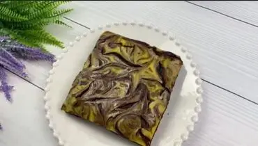 طعم دلچسب کیک شکلاتی دورنگ با پف زیاد+ فیلم/ راز پخت آسان کیک شکلاتی با مواد در دسترس