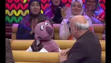 واکنش جناب‌خان به بوی سیگارِ ایرج طهماسب در استودیو!/ویدیو 