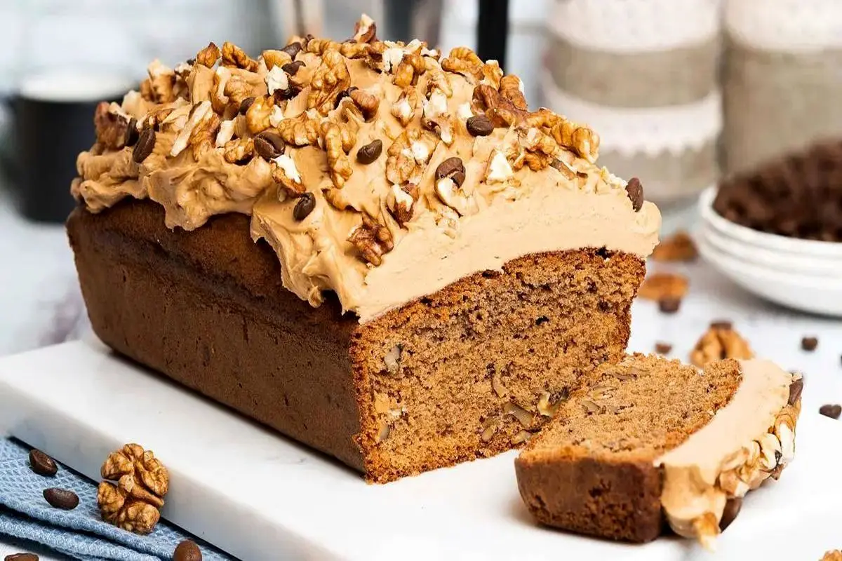 عصرونه امروز: طرز تهیه کیک قهوه خانگی با بافتی بینظیر!
