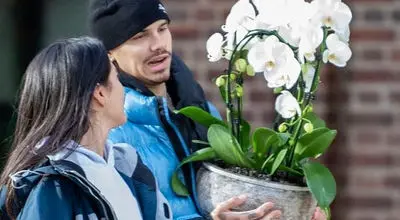 حلقه‌های طلایی در انگشت رومئو و کیم؛ آیا ازدواج در راه است؟+ تصاویر