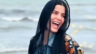 چهرۀ «غزاله اکرمی» (سوجان) ۲۰ ساله در مراسم اکران یک فیلم؛ سال ۹۷