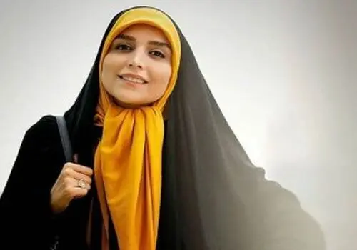 سفر در زمان؛ «باران کوثری در کودکی در کنار مادرش»؛ دهه 70
