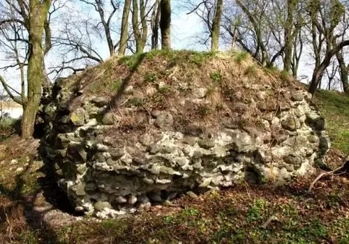 راز پنهان قلعه؛ جواهرات اربابی از دل تاریخ بیرون آمدند + عکس