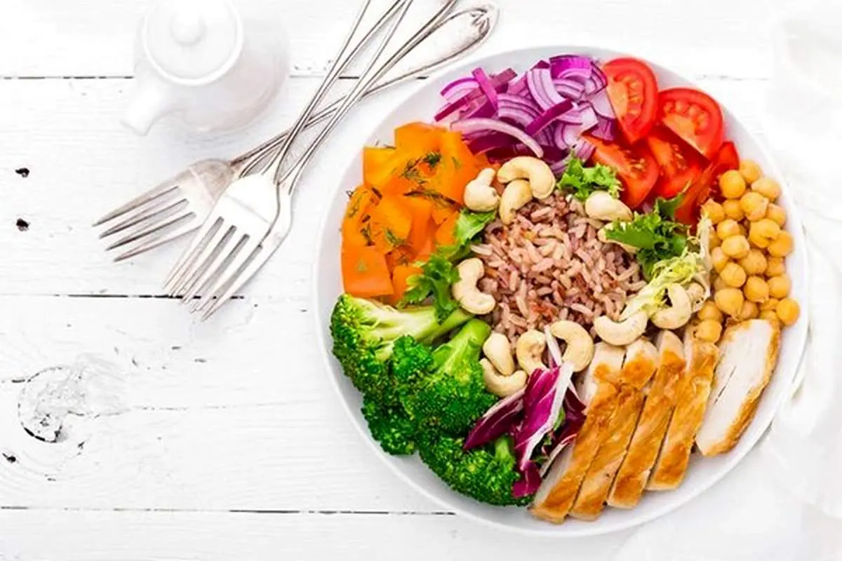 این مواد غذایی و میوهها نفخ ندارند