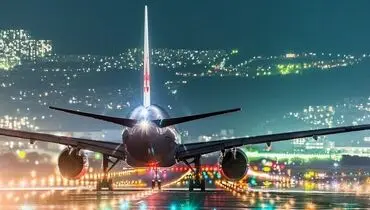 فرود زیبای یک هواپیمای مسافربری در فرودگاه مدرن کیش+ فیلم