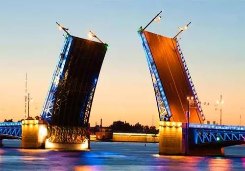 تور روسیه یوتوپین بهترین زمان دیدن شب های سفید روسیه