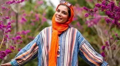 عکس متفاوت از خانم مجری تلویزیون در تولد مادرش