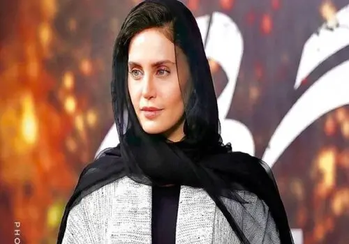 سخنان جالب پارسا پیروز فر و الناز شاکردوست پس از دریافت جایزه حافظ+ فیلم