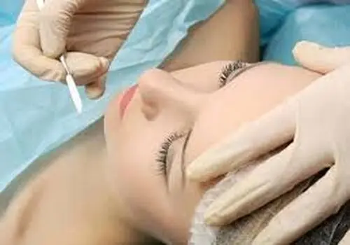 هشدار در خصوص جراحی های زیبایی: از بازار سیاه و مواد فله ای تا جراحی های زیر زمینی