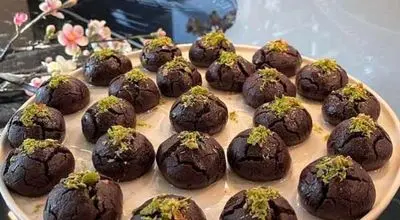 شیرینی کاک وارکا؛ شیرینی سنتی تونس با عطر بادام
