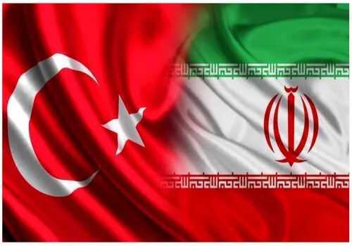 ازدحام شدید در مرز بازرگان جمعیت برای ورود به ترکیه+فیلم