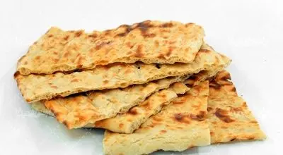 کنجدی که روی نان سنتی می ریزند برای بدن مفید است؟