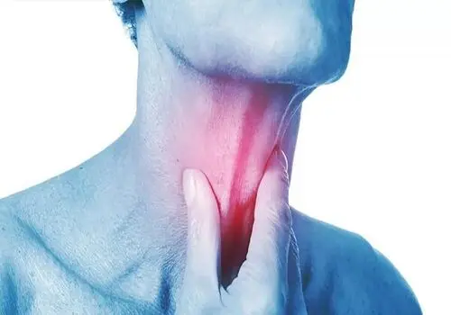 موقع گلو درد از این دمنوش بخورید