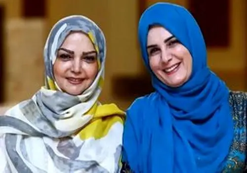 سلفی الهه رضایی مجری دهه شصتی با پسرش