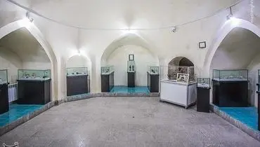 حمام عمومی‌ای که دست کمی از یک موزه ندارد!/عکس
