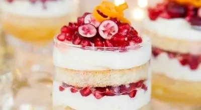 ترایفل انار؛ دسر شیک چهارلایه مخصوص شب یلدا

