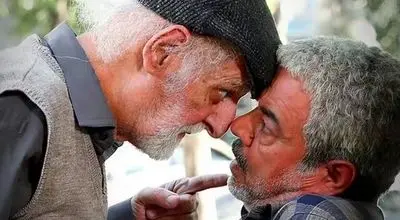 سعید آقاخانی با سریال جدیدش، تلویزیون را دوباره به خنده می‌برد
