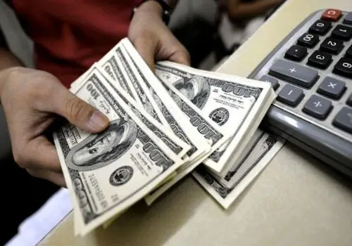 قیمت دلار در بازار آزاد امروز جمعه ۱۲ تیر ۱۴۰۵/ معامله‌گران غافلگیر شدند +جدول