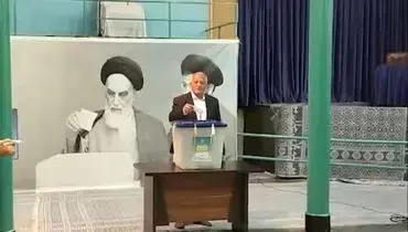 حضور محسن هاشمی در حسینیه جماران برای رای دادن+ عکس