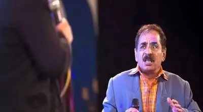 وقتی عمو رشید از اقای مجری رکب خورد+ فیلم 