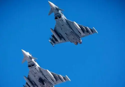 مانور تماشایی و حیرت انگیز جنگنده F35 + فیلم