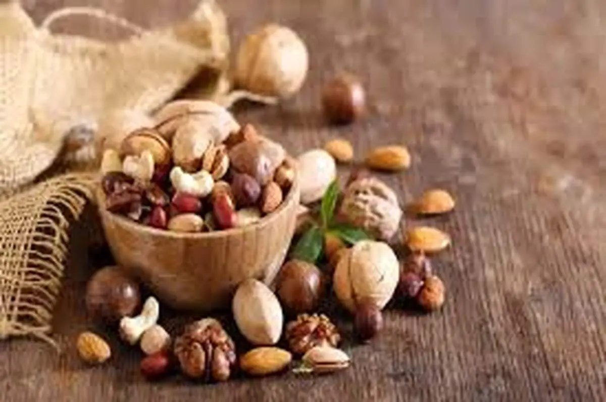 بهترین آجیل برای چاقی صورت کدام است؟
