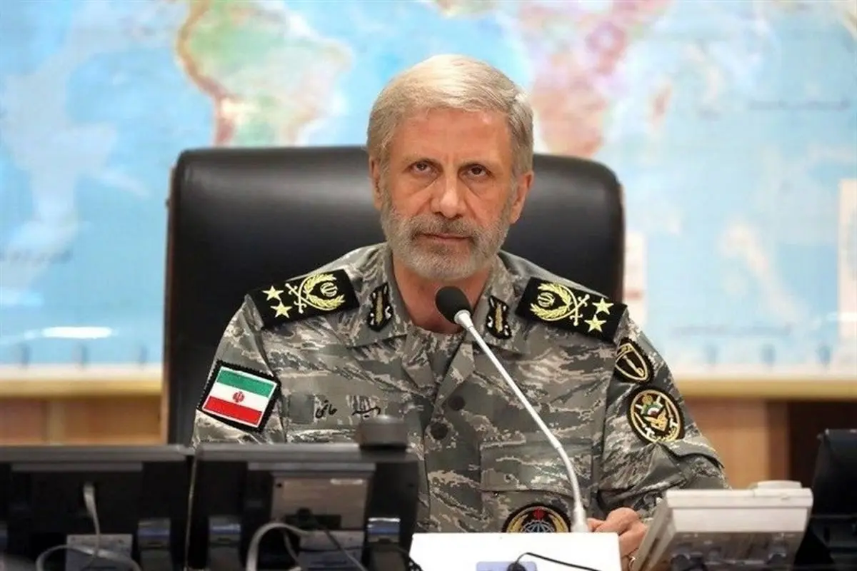 فرمانده کل ارتش:شهدا با نثار جان خود، مانع از تحقق نیات شوم دشمن شدند
