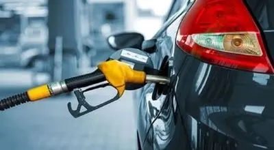 اعلام تصمیم قطعی پزشکیان درباره‌ قیمت بنزین