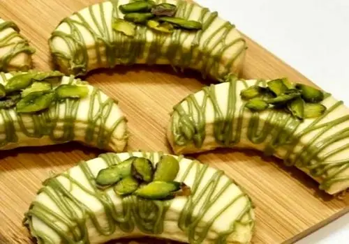 طرز تهیه لذیذترین شیرینی مرنگ ترد و پفکی فقط با ۳ قلم مواد+ فیلم/ متفاوت ترین دستور پخت شیرینی مرنگ